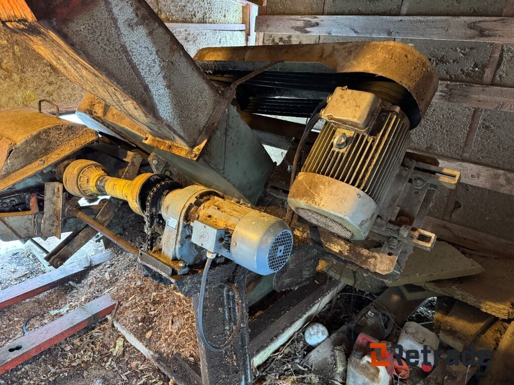 Flistugg Bruks Mekaniska 1200 M med tillbehör - Maquinaria agrícola: foto 3 Flistugg Bruks Mekaniska 1200 M med tillbehör - Maquinaria agrícola: foto 3