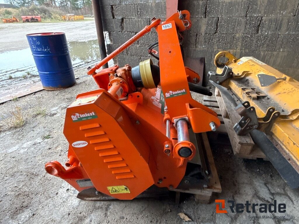 Rinieri 125 cm slagleklipper med PTO - Maquinaria agrícola: foto 5 Rinieri 125 cm slagleklipper med PTO - Maquinaria agrícola: foto 5