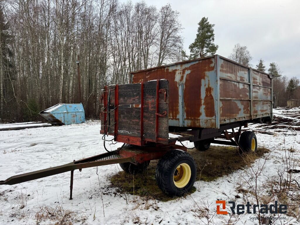 Tippvagn - Maquinaria agrícola: foto 1 Tippvagn - Maquinaria agrícola: foto 1