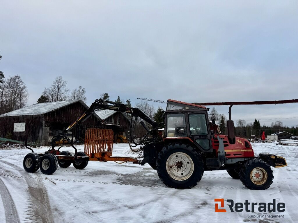 Traktor Belarus 952 huggarvagn skördaraggregat SP Maskiner i Ljungby - Maquinaria agrícola: foto 4 Traktor Belarus 952 huggarvagn skördaraggregat SP Maskiner i Ljungby - Maquinaria agrícola: foto 4