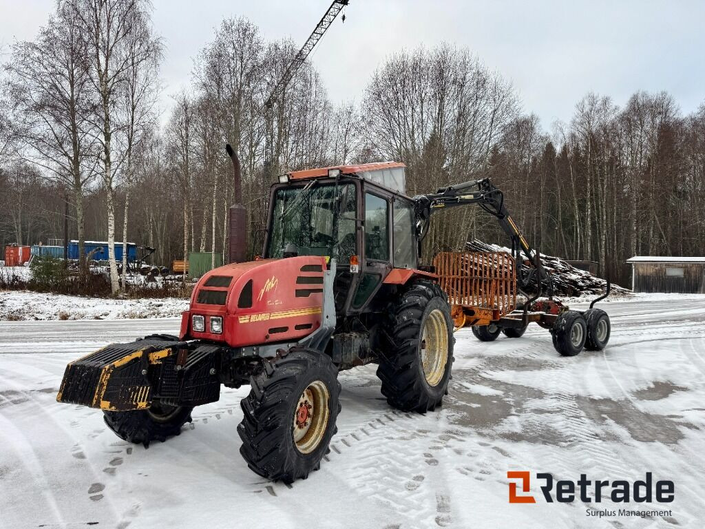 Traktor Belarus 952 huggarvagn skördaraggregat SP Maskiner i Ljungby - Maquinaria agrícola: foto 1 Traktor Belarus 952 huggarvagn skördaraggregat SP Maskiner i Ljungby - Maquinaria agrícola: foto 1