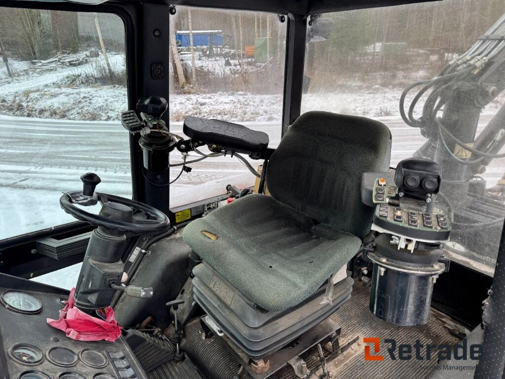 Traktor Belarus 952 huggarvagn skördaraggregat SP Maskiner i Ljungby - Maquinaria agrícola: foto 5 Traktor Belarus 952 huggarvagn skördaraggregat SP Maskiner i Ljungby - Maquinaria agrícola: foto 5