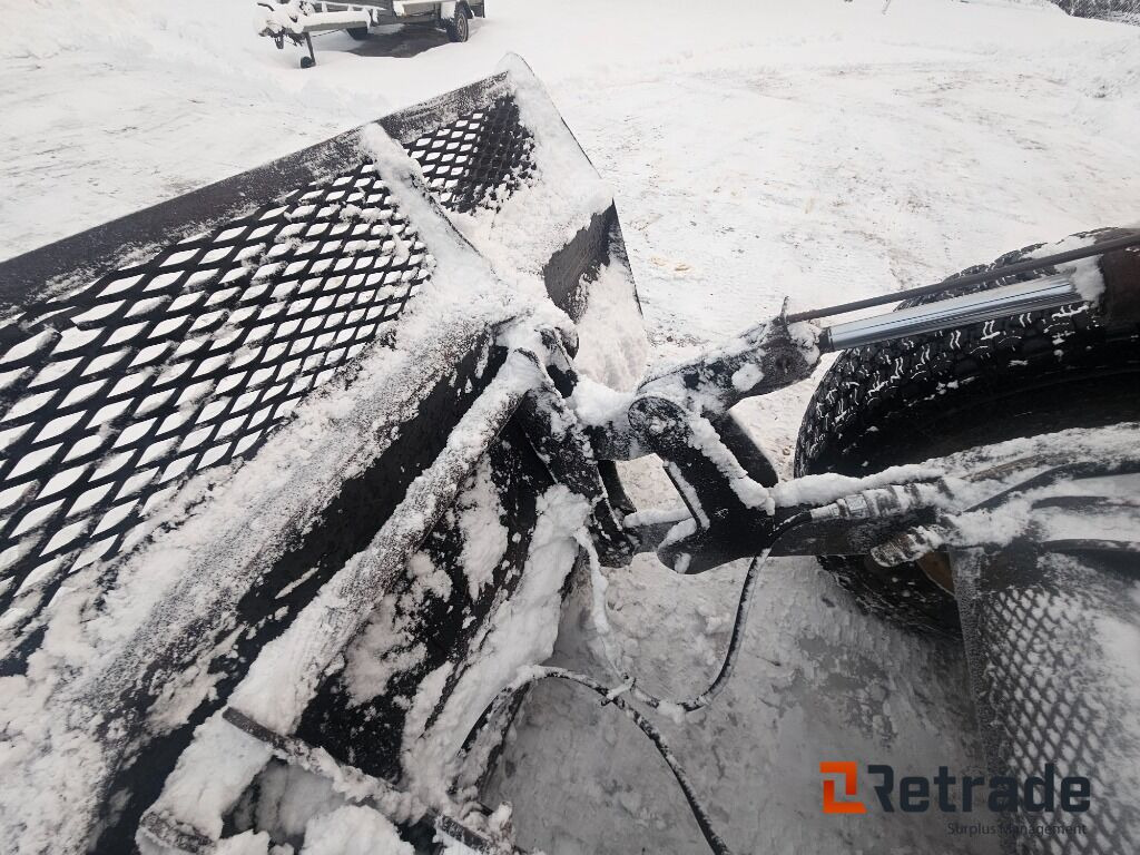 Maquinaria de construcción Hjullastare Volvo 4200 med skopa: foto 15 Maquinaria de construcción Hjullastare Volvo 4200 med skopa: foto 15