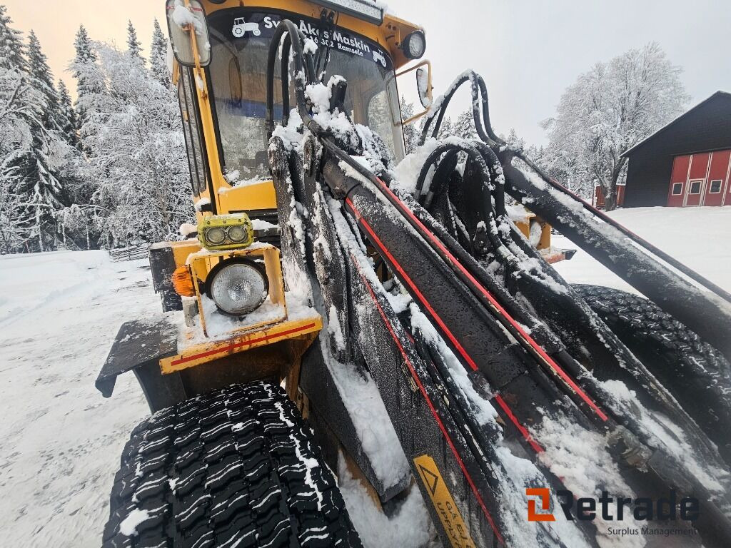 Maquinaria de construcción Hjullastare Volvo 4200 med skopa: foto 25 Maquinaria de construcción Hjullastare Volvo 4200 med skopa: foto 25