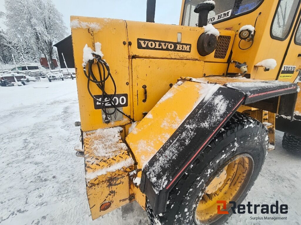 Maquinaria de construcción Hjullastare Volvo 4200 med skopa: foto 33 Maquinaria de construcción Hjullastare Volvo 4200 med skopa: foto 33