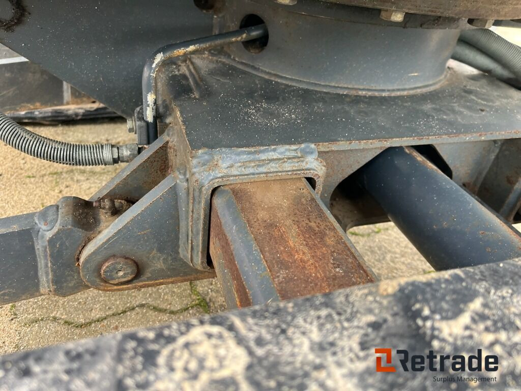 Maquinaria de construcción Minigraver KOBELCO SK 28SR- 6 E: foto 18