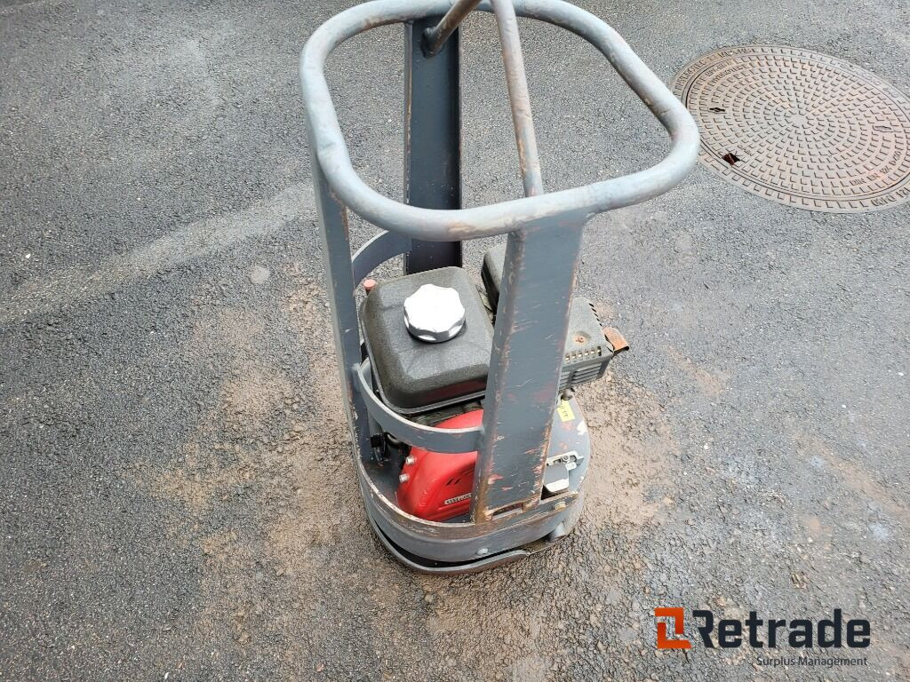 Markvibrator Rundpadda Swepac FR85 - Equipo de construcción: foto 4 Markvibrator Rundpadda Swepac FR85 - Equipo de construcción: foto 4