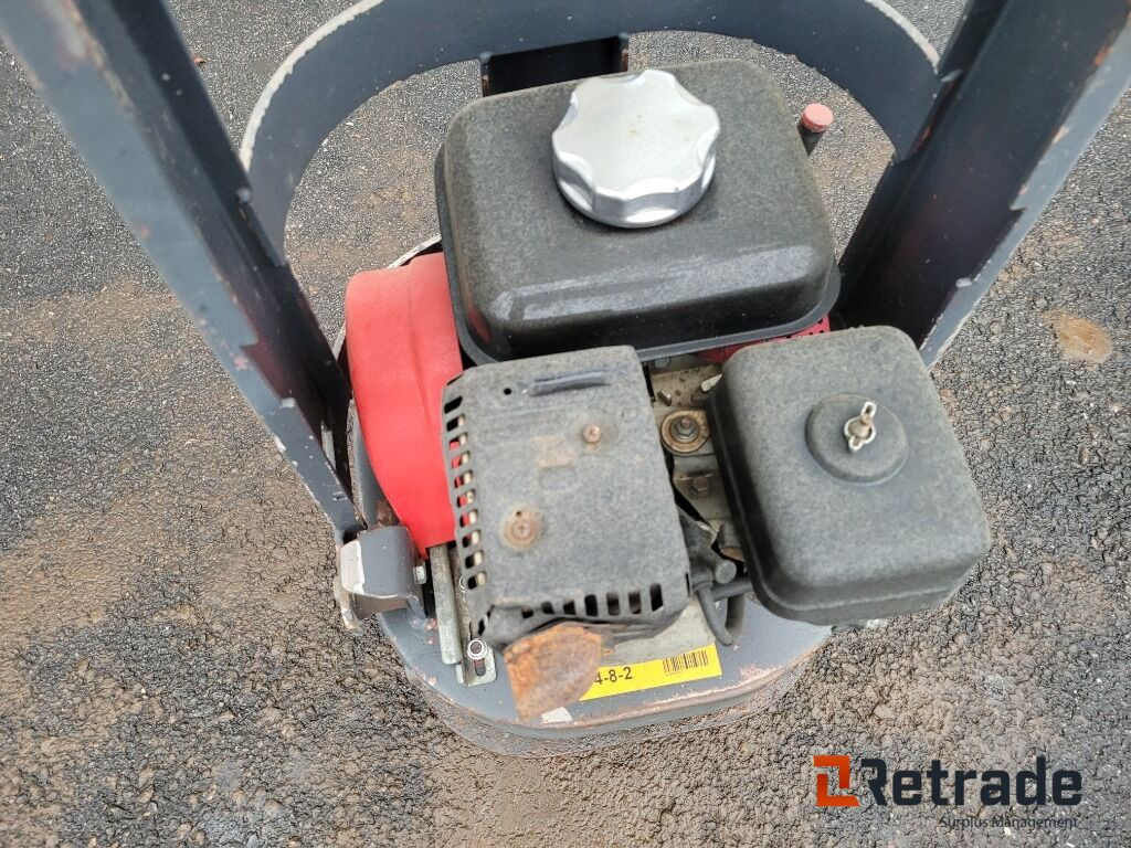 Markvibrator Rundpadda Swepac FR85 - Equipo de construcción: foto 5 Markvibrator Rundpadda Swepac FR85 - Equipo de construcción: foto 5