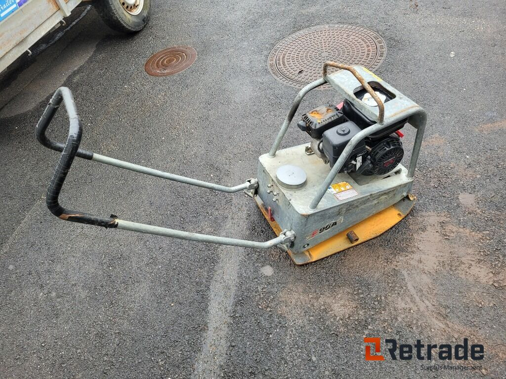 Markvibrator vibroplatta Swepac F90A - Equipo de construcción: foto 3 Markvibrator vibroplatta Swepac F90A - Equipo de construcción: foto 3