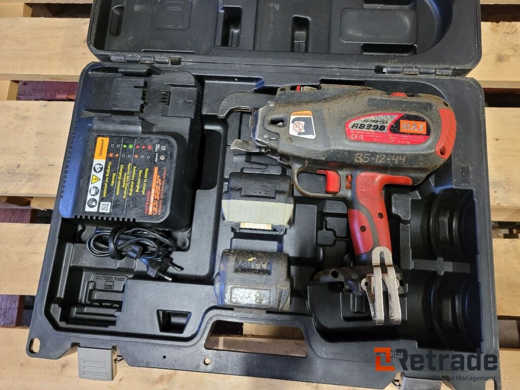 Najmaskin MAX RB398 - Equipo de construcción: foto 1 Najmaskin MAX RB398 - Equipo de construcción: foto 1