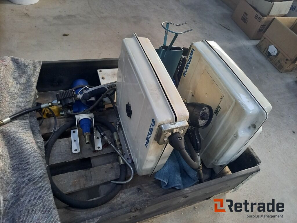 Oliepumper med slange opruller - Equipo de taller: foto 1 Oliepumper med slange opruller - Equipo de taller: foto 1