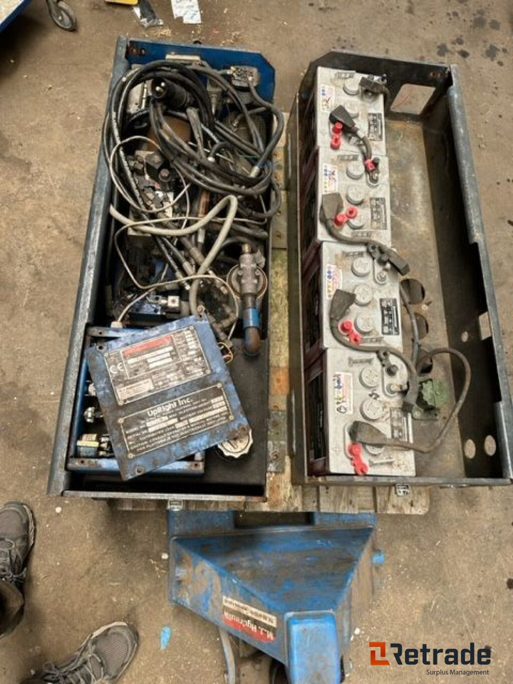 Upright Sax Platform 10 meter / Scissor platform 10 meters - Plataforma de tijeras: foto 4 Upright Sax Platform 10 meter / Scissor platform 10 meters - Plataforma de tijeras: foto 4