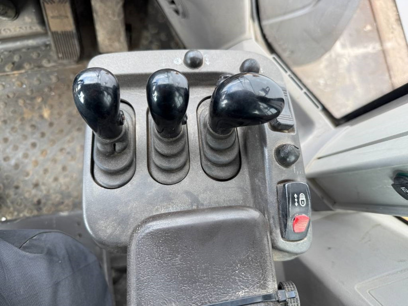 Cargadora de ruedas Volvo L120H - 3rd Function / Quick Coupler: foto 10