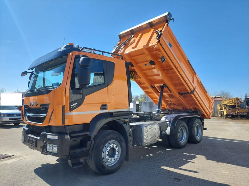 Iveco AT260XZ/HR - Camión volquete: foto 2 Iveco AT260XZ/HR - Camión volquete: foto 2