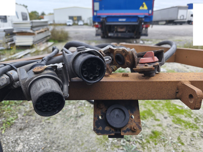 Remolque chasis Kögel AW 18 Fahrgestell BDF: foto 14 Remolque chasis Kögel AW 18 Fahrgestell BDF: foto 14