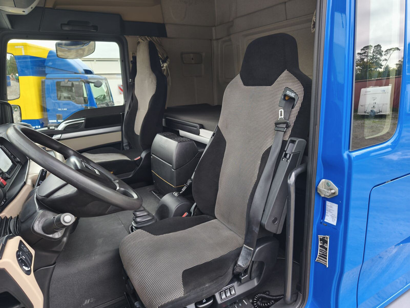 Camión lona MAN TGL 8.220 Plane Jumbo Gardine Euro6 4x2 (10): foto 14 Camión lona MAN TGL 8.220 Plane Jumbo Gardine Euro6 4x2 (10): foto 14