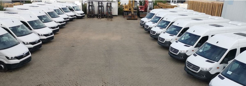 Mercedes-Benz 519 Sprinter AHK - Minibús, Furgoneta de pasajeros: foto 2 Mercedes-Benz 519 Sprinter AHK - Minibús, Furgoneta de pasajeros: foto 2