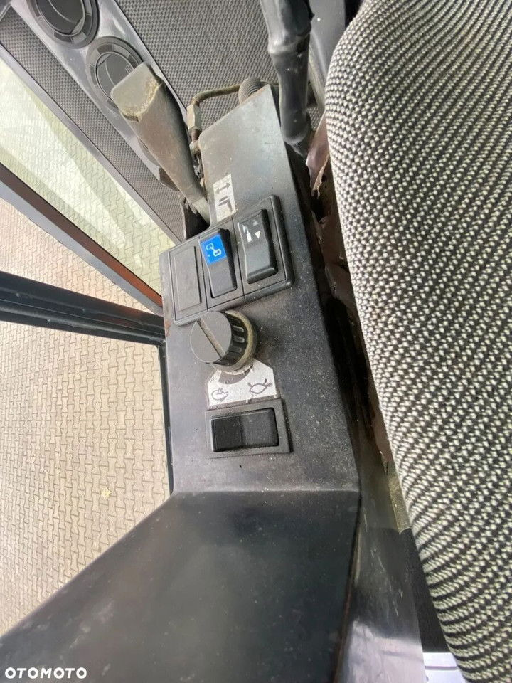 Apisonadora de asfalto Ammann AV95-2 / Vibrations / 1 Owner / NEW Service Ammann AV95-2 / Vibrations / 1 Owner / NEW Service: foto 21 Apisonadora de asfalto Ammann AV95-2 / Vibrations / 1 Owner / NEW Service Ammann AV95-2 / Vibrations / 1 Owner / NEW Service: foto 21