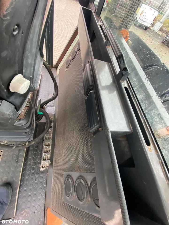 Apisonadora de asfalto Ammann AV95-2 / Vibrations / 1 Owner / NEW Service Ammann AV95-2 / Vibrations / 1 Owner / NEW Service: foto 20 Apisonadora de asfalto Ammann AV95-2 / Vibrations / 1 Owner / NEW Service Ammann AV95-2 / Vibrations / 1 Owner / NEW Service: foto 20