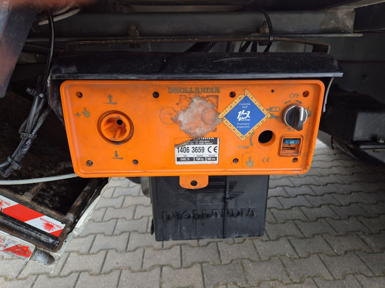 Camión caja cerrada DAF LF 220 DAF LF 220: foto 21