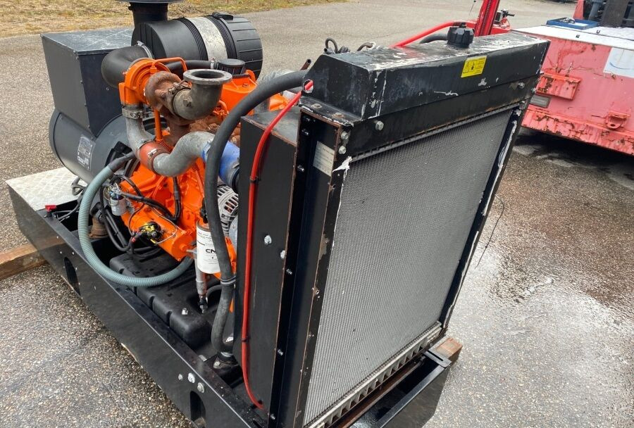 Diversen ECP34 2S4 - Iveco Engine,126kVA,New oils, filters, Mecc Alte ECP34 2S4 - Iveco Engine,126kVA,New oils, filters, Like New - Generador industriale: foto 5 Diversen ECP34 2S4 - Iveco Engine,126kVA,New oils, filters, Mecc Alte ECP34 2S4 - Iveco Engine,126kVA,New oils, filters, Like New - Generador industriale: foto 5