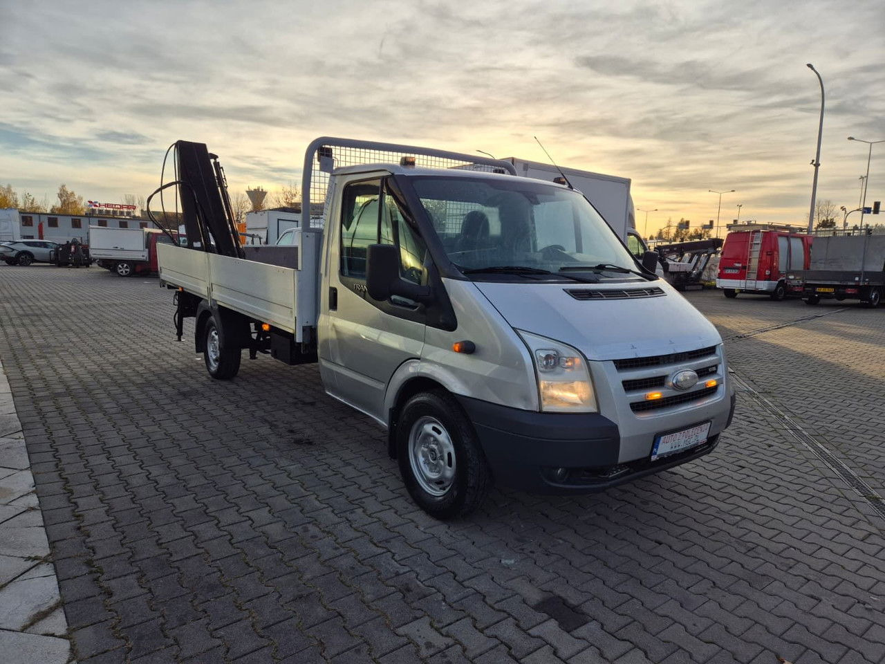 Ford Transit 350 2.4 TDCi / HDS Hiab / 1 Owner / Serviced - Furgoneta caja abierta: foto 4 Ford Transit 350 2.4 TDCi / HDS Hiab / 1 Owner / Serviced - Furgoneta caja abierta: foto 4