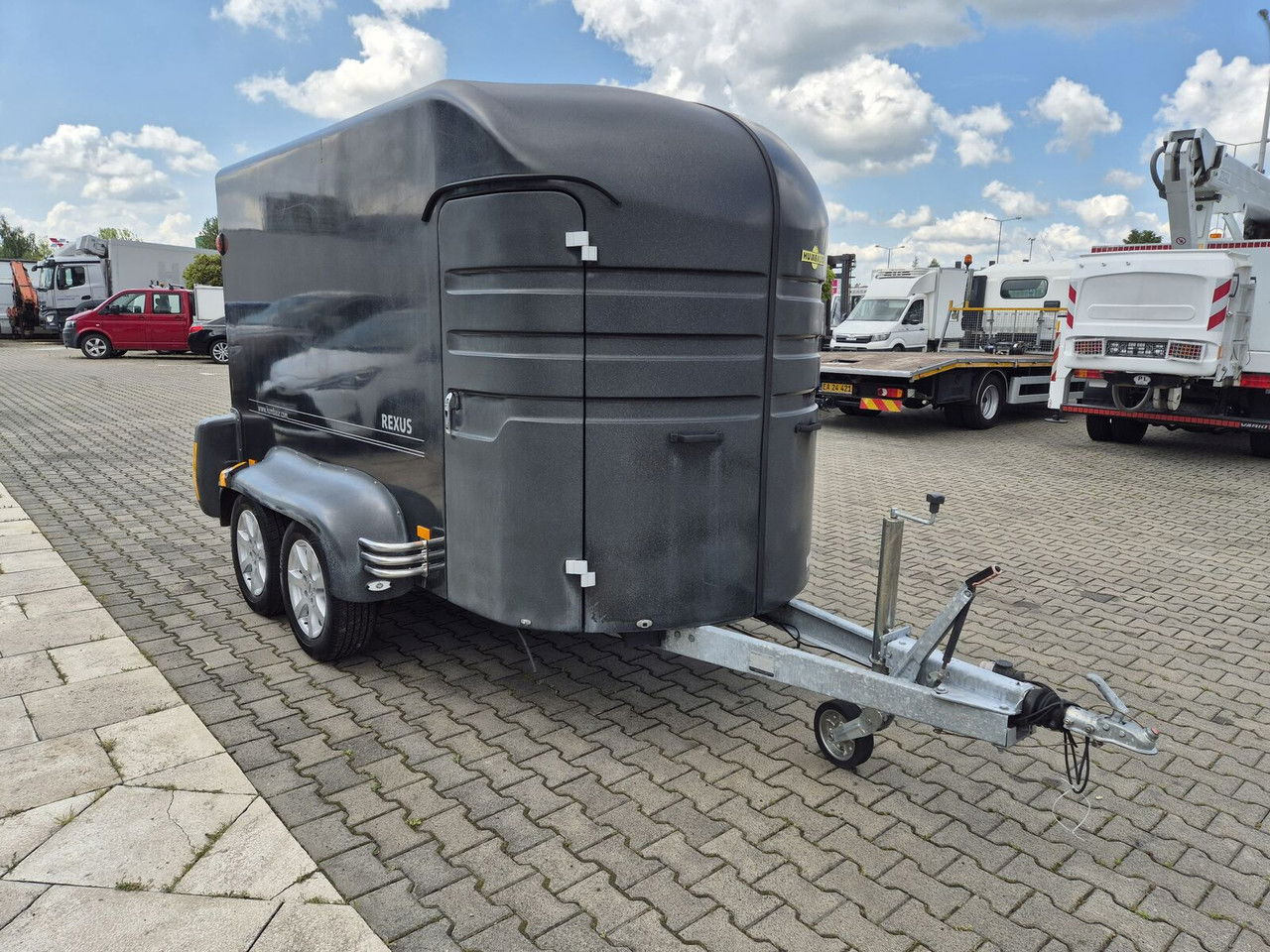 Humbaur Rexus 2000 / FOR Transporting 2 Horses, Ponies ANDBreedin - Remolque para caballos: foto 4 Humbaur Rexus 2000 / FOR Transporting 2 Horses, Ponies ANDBreedin - Remolque para caballos: foto 4