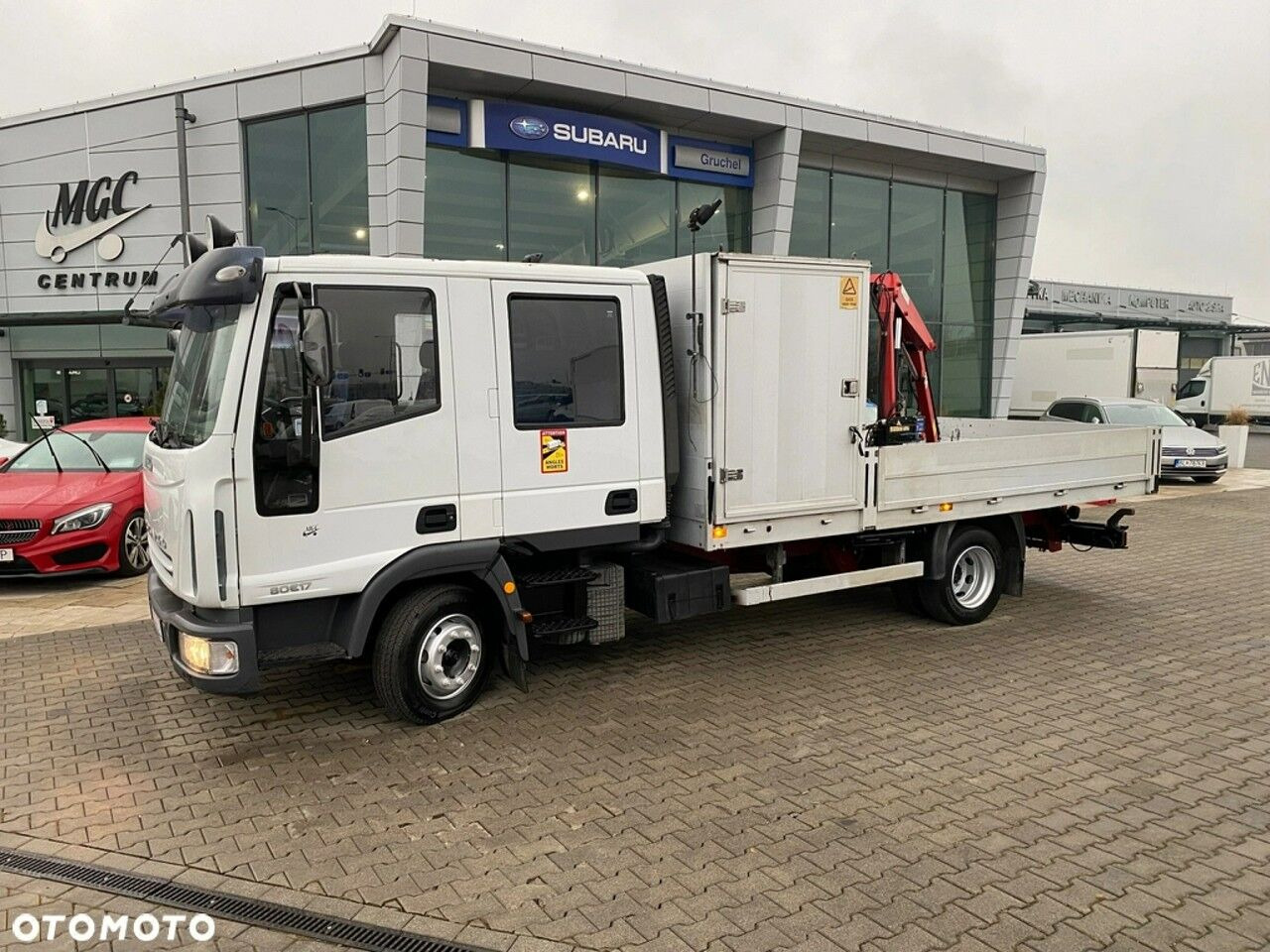IVECO Eurocargo ML80E17 / HDS HMF / 1 Owner / Doka - Camión caja abierta, Camión grúa: foto 2 IVECO Eurocargo ML80E17 / HDS HMF / 1 Owner / Doka - Camión caja abierta, Camión grúa: foto 2