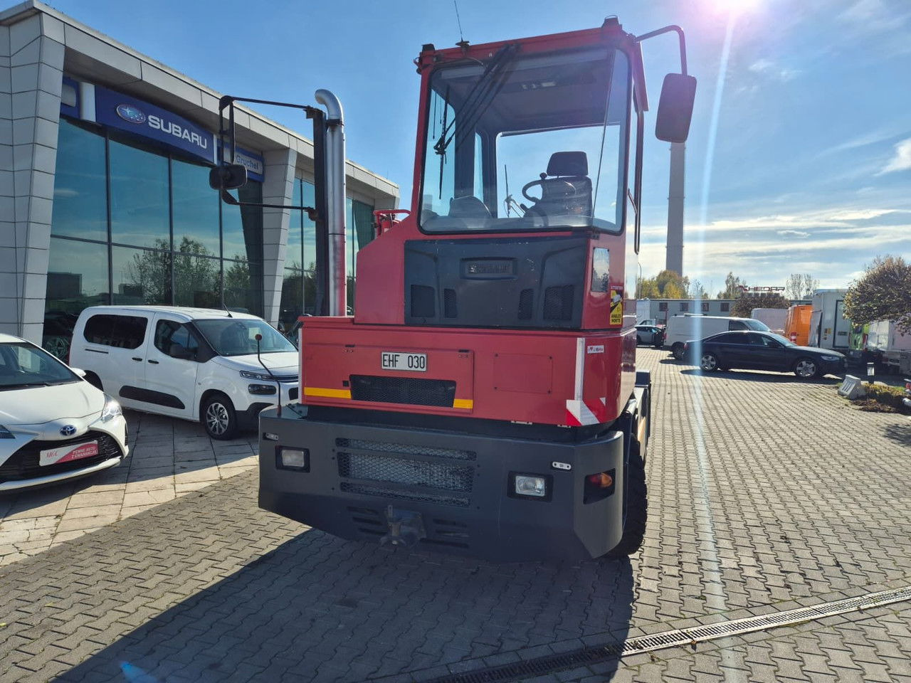 KALMAR TR618i - 4X4 - LIKE NEW! - Tractor industrial: foto 4 KALMAR TR618i - 4X4 - LIKE NEW! - Tractor industrial: foto 4