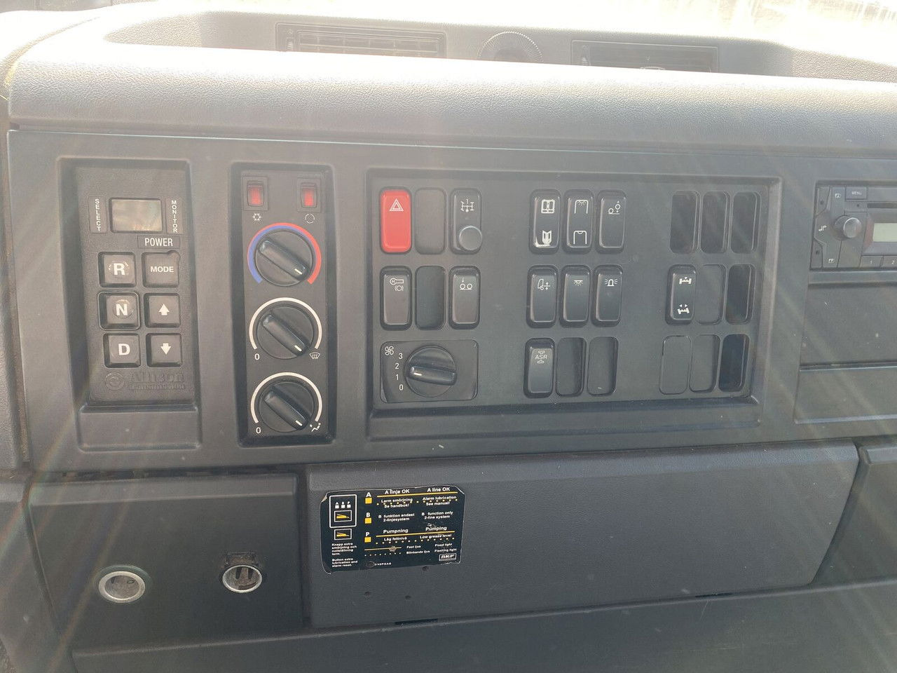 Camión chasis Mercedes-Benz Econic 2628 Eqonic 2628 - 1 Owner / LOW KM / Works Great: foto 22