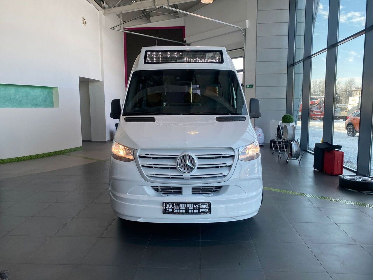 Mercedes-Benz Sprinter 517 - Minibús, Furgoneta de pasajeros: foto 3 Mercedes-Benz Sprinter 517 - Minibús, Furgoneta de pasajeros: foto 3