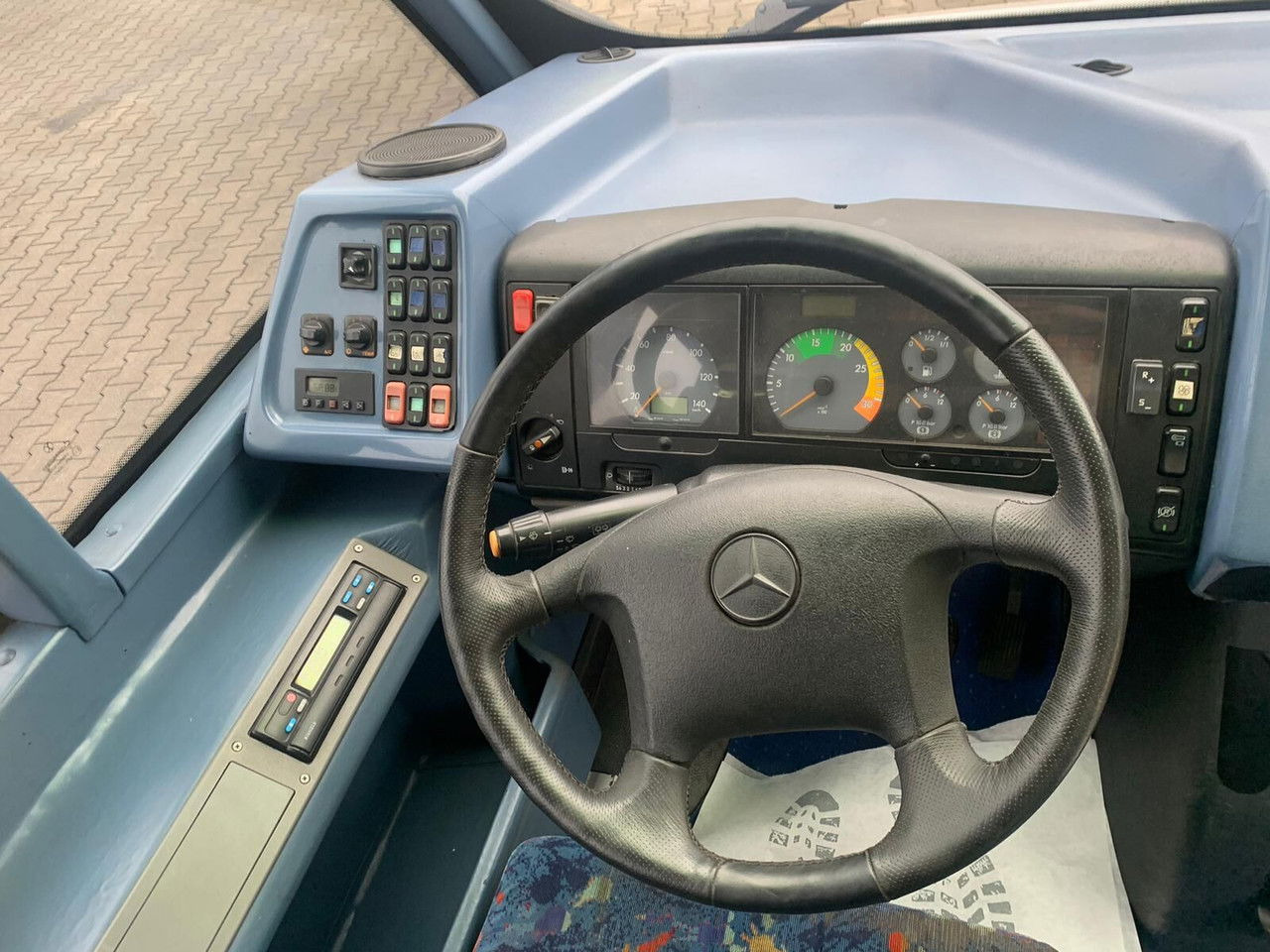 Autobús suburbano Mercedes-Benz Vario 814 814D, Mediano, Cibro, Vario,33 seats, E4, Wide Body: foto 26 Autobús suburbano Mercedes-Benz Vario 814 814D, Mediano, Cibro, Vario,33 seats, E4, Wide Body: foto 26