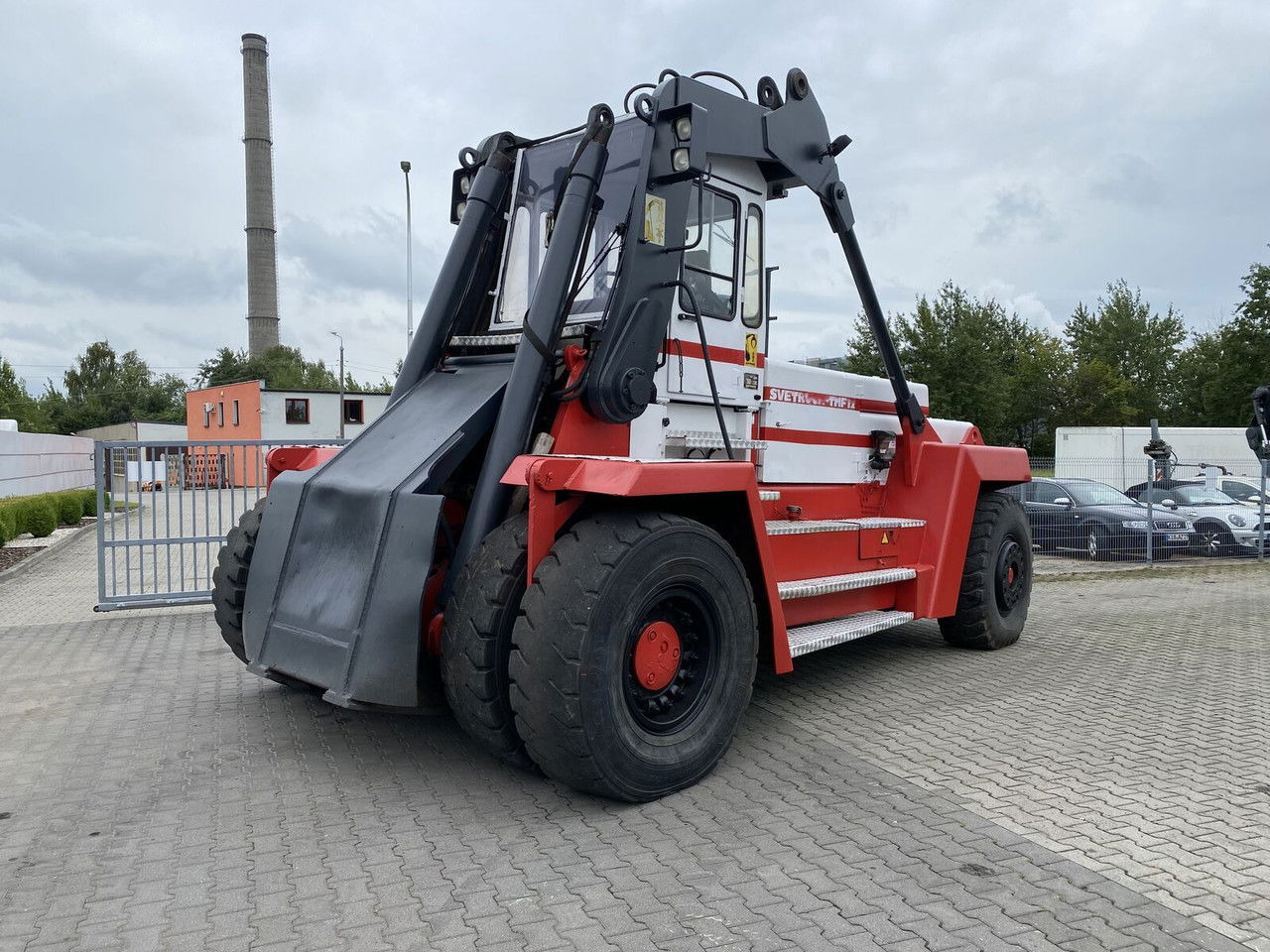 Svetruck TMF 12/9 HB / 1 Owner / Reach Stacker / Elme Sprea DER - Carretilla elevadora: foto 4 Svetruck TMF 12/9 HB / 1 Owner / Reach Stacker / Elme Sprea DER - Carretilla elevadora: foto 4