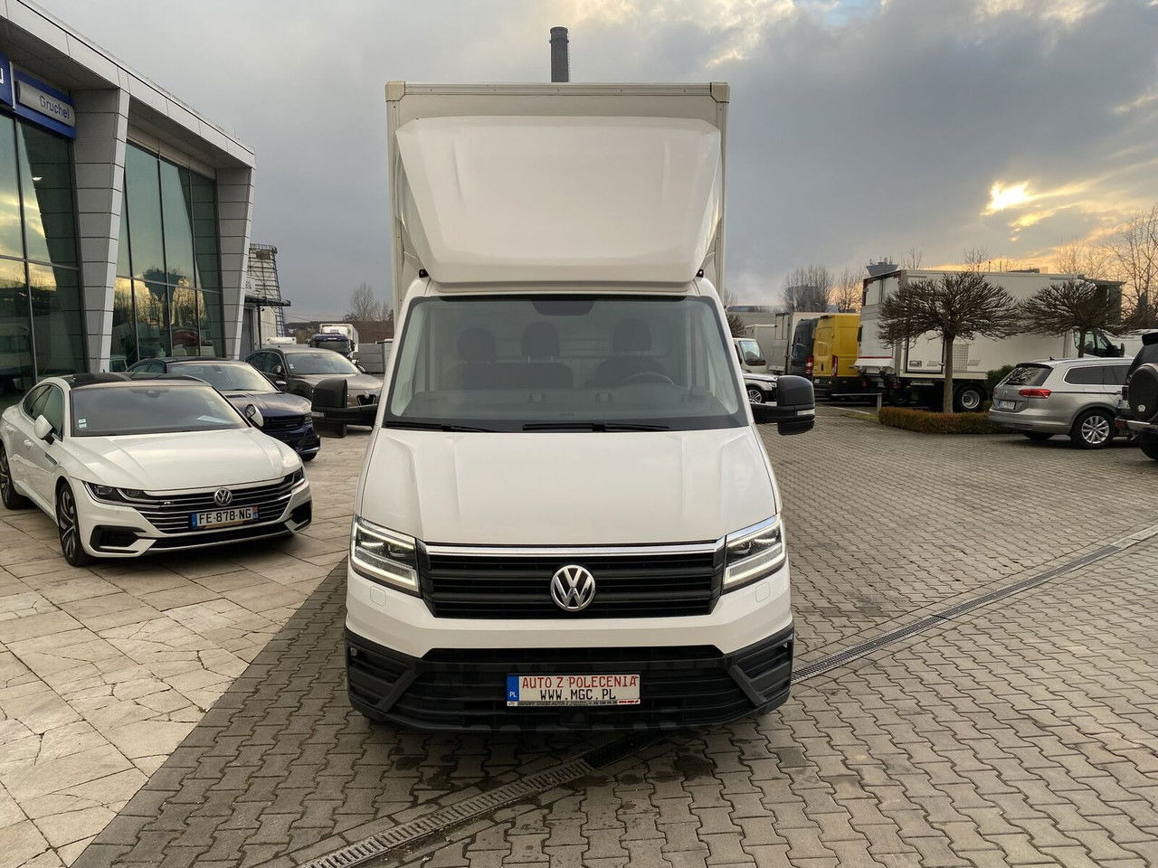 Volkswagen Crafter 2.0 TDI 177HP / High Container / Lift 750KG / Super Cond Volkswagen Crafter 2.0 TDI 177HP / High Container / Lift 750KG / Super Cond - Furgoneta caja cerrada: foto 5 Volkswagen Crafter 2.0 TDI 177HP / High Container / Lift 750KG / Super Cond Volkswagen Crafter 2.0 TDI 177HP / High Container / Lift 750KG / Super Cond - Furgoneta caja cerrada: foto 5