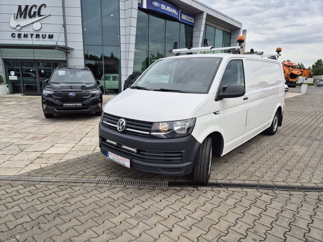 Volkswagen Transporter T6 4Motion / 1 Owner / Webasto / 4X4 / Works Great - Furgoneta pequeña: foto 2 Volkswagen Transporter T6 4Motion / 1 Owner / Webasto / 4X4 / Works Great - Furgoneta pequeña: foto 2