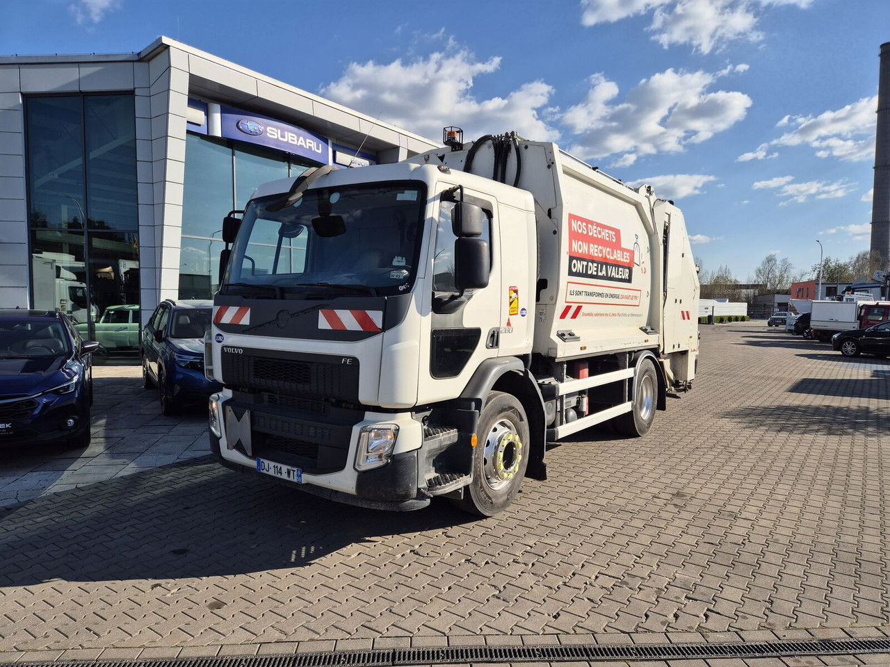 Volvo FE 280 13M3 / Geesinknorba / Euro 6 / 3 Seats Volvo FE 280 13M3 / Geesinknorba / Euro 6 / 3 Seats - Camión de basura: foto 1 Volvo FE 280 13M3 / Geesinknorba / Euro 6 / 3 Seats Volvo FE 280 13M3 / Geesinknorba / Euro 6 / 3 Seats - Camión de basura: foto 1