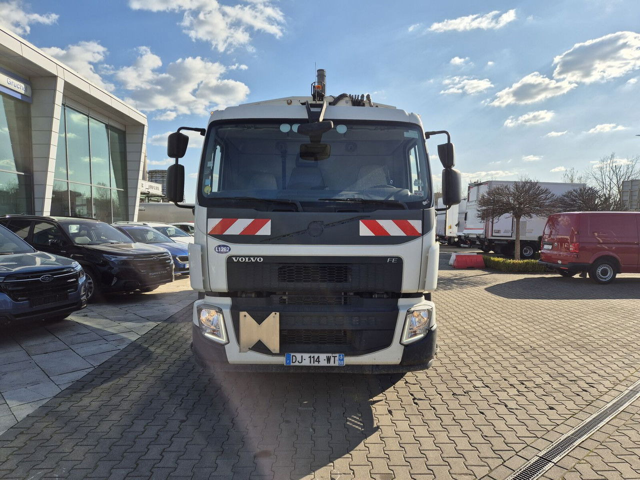 Volvo FE 280 13M3 / Geesinknorba / Euro 6 / 3 Seats Volvo FE 280 13M3 / Geesinknorba / Euro 6 / 3 Seats - Camión de basura: foto 4 Volvo FE 280 13M3 / Geesinknorba / Euro 6 / 3 Seats Volvo FE 280 13M3 / Geesinknorba / Euro 6 / 3 Seats - Camión de basura: foto 4