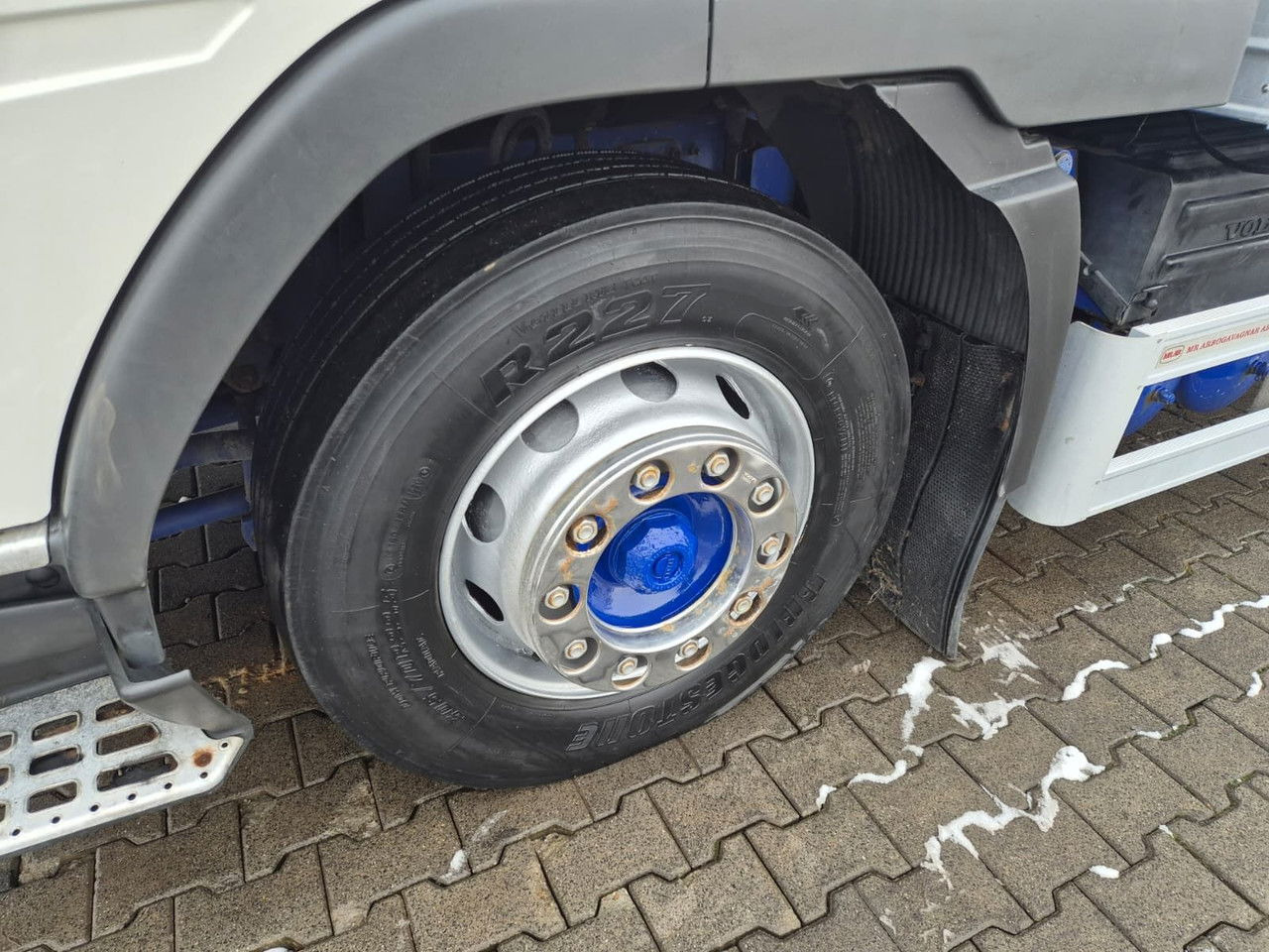 Camión para caballos Volvo FM 7 5 Horses / Live Cabin / 1 Owner / Serviced: foto 13