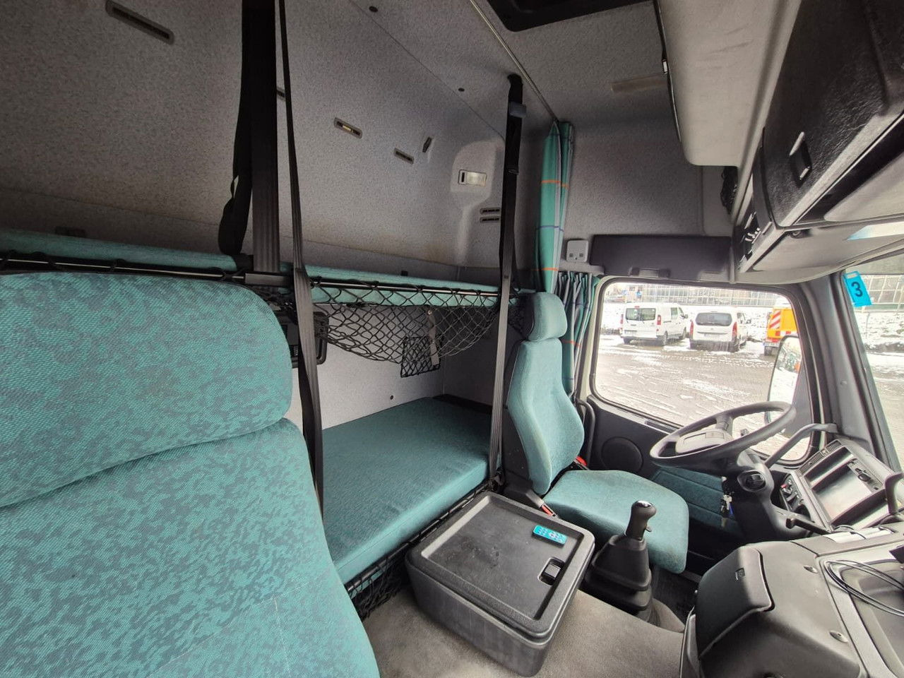 Camión para caballos Volvo FM 7 5 Horses / Live Cabin / 1 Owner / Serviced: foto 22