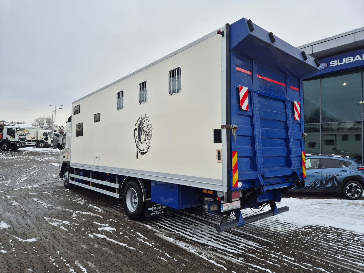 Camión para caballos Volvo FM 7 5 Horses / Live Cabin / 1 Owner / Serviced: foto 10