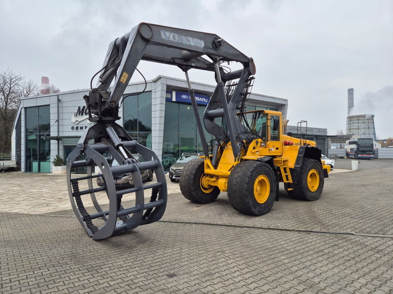 Volvo L180 E - Cargadora de ruedas: foto 1 Volvo L180 E - Cargadora de ruedas: foto 1