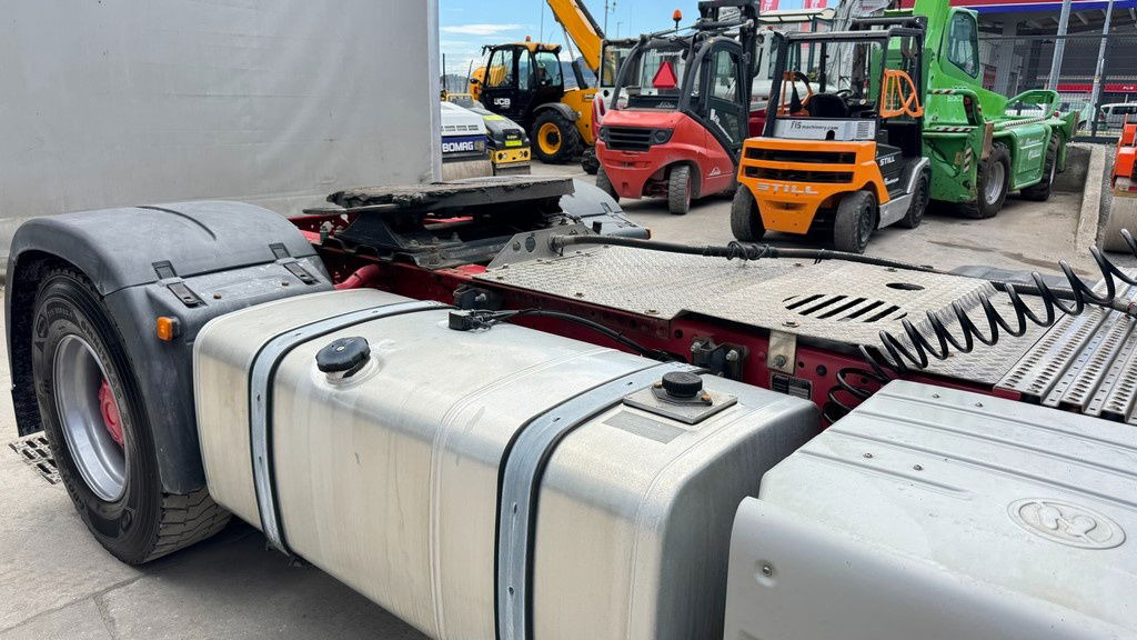 MAN TGS 18.480 4X4 tractor unit - tipper hydraulics - Cabeza tractora: foto 4 MAN TGS 18.480 4X4 tractor unit - tipper hydraulics - Cabeza tractora: foto 4