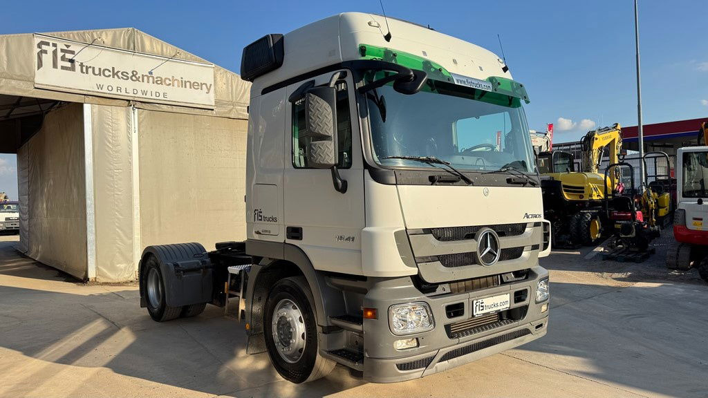 Mercedes-Benz Actros 1841 LS 4x2 tractor unit - Cabeza tractora: foto 2 Mercedes-Benz Actros 1841 LS 4x2 tractor unit - Cabeza tractora: foto 2