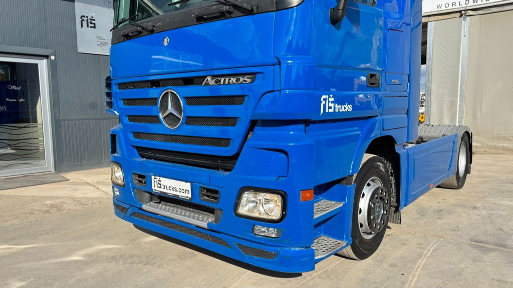 Mercedes-Benz Actros 1844 4x2 tractor unit - retarder - Cabeza tractora: foto 2 Mercedes-Benz Actros 1844 4x2 tractor unit - retarder - Cabeza tractora: foto 2