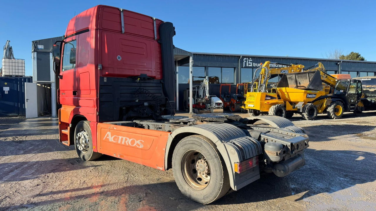 Mercedes-Benz Actros 1844 LS 4x2 tractor unit - retarder - Cabeza tractora: foto 5 Mercedes-Benz Actros 1844 LS 4x2 tractor unit - retarder - Cabeza tractora: foto 5