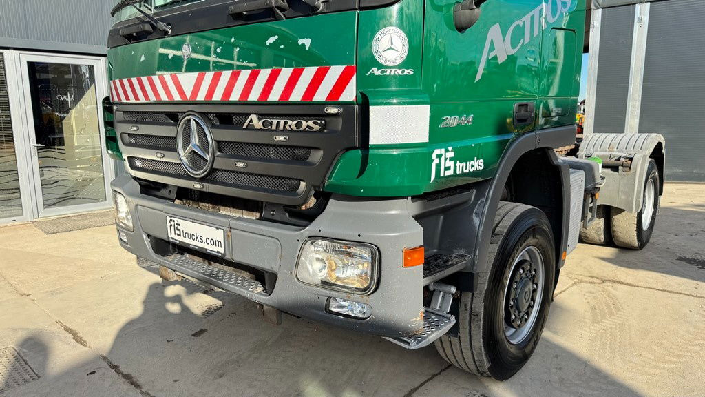 Mercedes-Benz Actros 2044 AS 4x4 spring - eps - tipp. hydr. - Cabeza tractora: foto 2 Mercedes-Benz Actros 2044 AS 4x4 spring - eps - tipp. hydr. - Cabeza tractora: foto 2