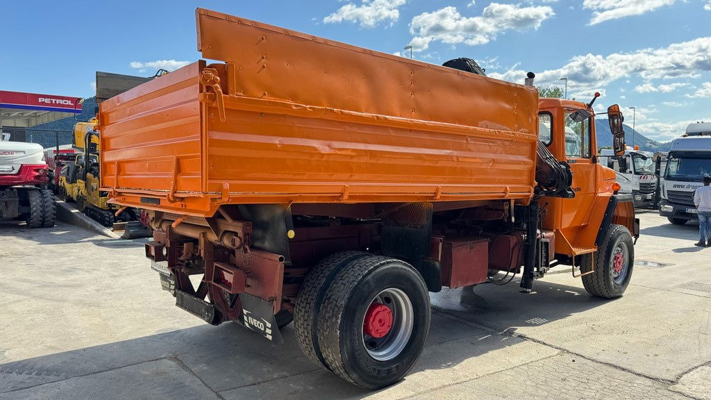 Iveco 160-23 4x4 tipper - crane 9m - Camión volquete: foto 4 Iveco 160-23 4x4 tipper - crane 9m - Camión volquete: foto 4