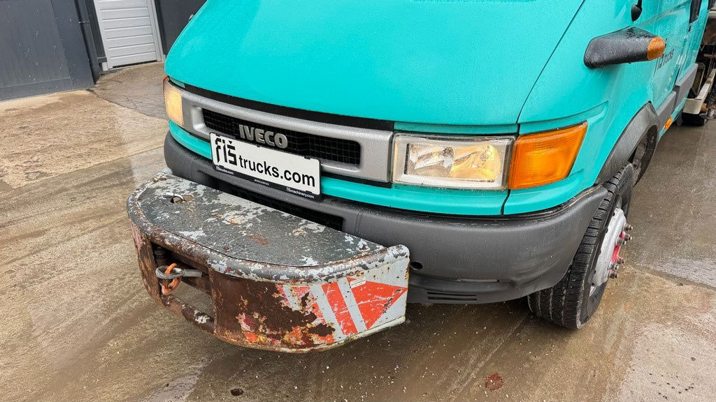 Iveco Daily 65 C15 stake body - Hiab 045-3 - 7.5M - Furgoneta caja abierta: foto 2 Iveco Daily 65 C15 stake body - Hiab 045-3 - 7.5M - Furgoneta caja abierta: foto 2