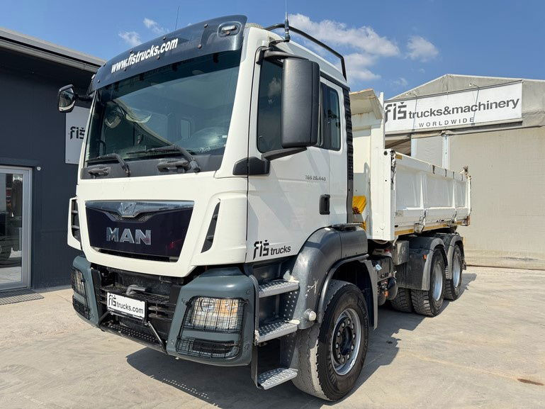 MAN TGS 26.440 6X4 bordmatic tipper - euro 6 - Camión volquete: foto 1 MAN TGS 26.440 6X4 bordmatic tipper - euro 6 - Camión volquete: foto 1