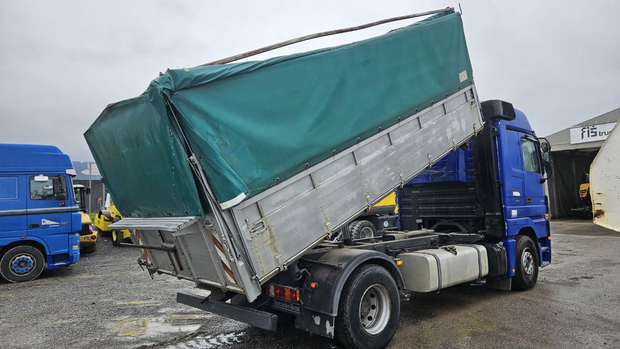 Mercedes-Benz Actros 1841 L 4x2 tipper - tarpaulin - euro 5 - Camión volquete: foto 3 Mercedes-Benz Actros 1841 L 4x2 tipper - tarpaulin - euro 5 - Camión volquete: foto 3